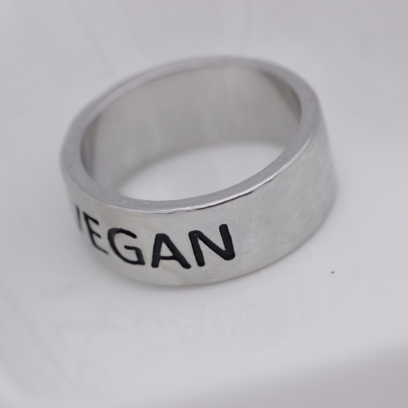 Vegan Stainless Steel Statement Ring - Picture 2 of 3